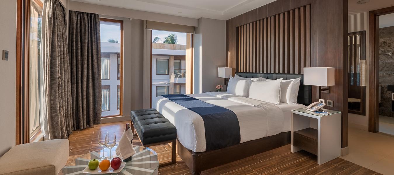 Henann Crystal Sands Resort Balabag  Buitenkant foto