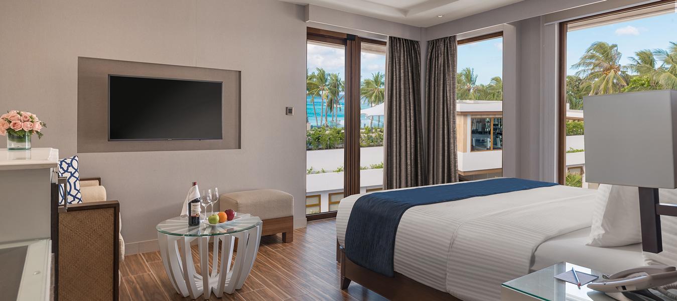 Henann Crystal Sands Resort Balabag  Buitenkant foto