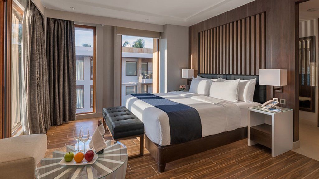 Henann Crystal Sands Resort Balabag  Buitenkant foto