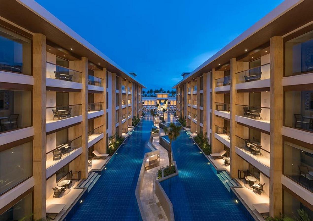 Henann Crystal Sands Resort Balabag  Buitenkant foto
